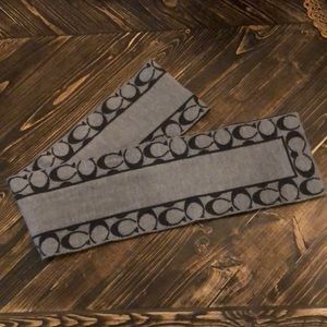 Excellent condition genuine Coach scarf